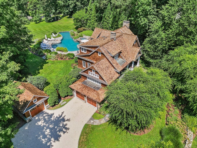 Building Photo - 15 Catamount Rd