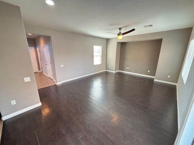 Building Photo - Gorgeous 3Bed/2.5Bath, 2-Story Home located in the Aliante Area- $500 Off Move In Fees