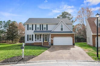 Building Photo - 804 Lancaster Ln