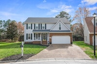 Building Photo - 804 Lancaster Ln