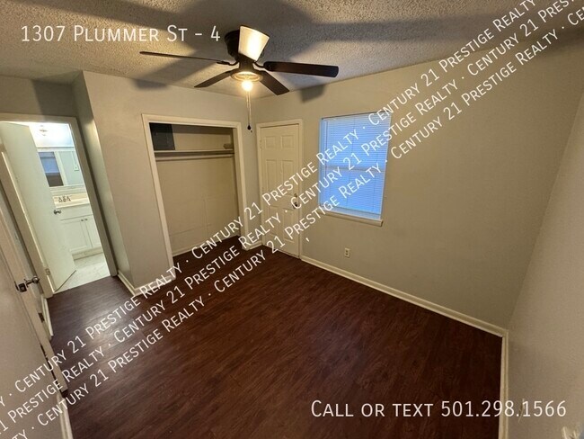 Building Photo - 1307 Plummer St