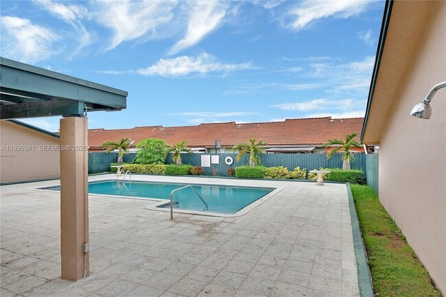 Building Photo - 11426 NW 4th Terrace