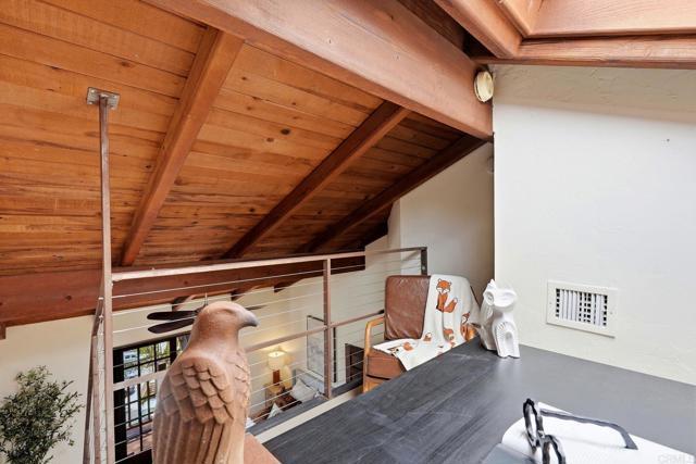 Building Photo - 8608 Villa La Jolla Dr