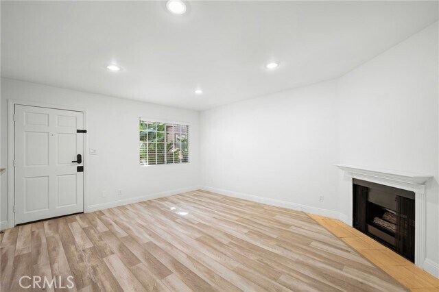 Building Photo - 1116 E Palmer Ave