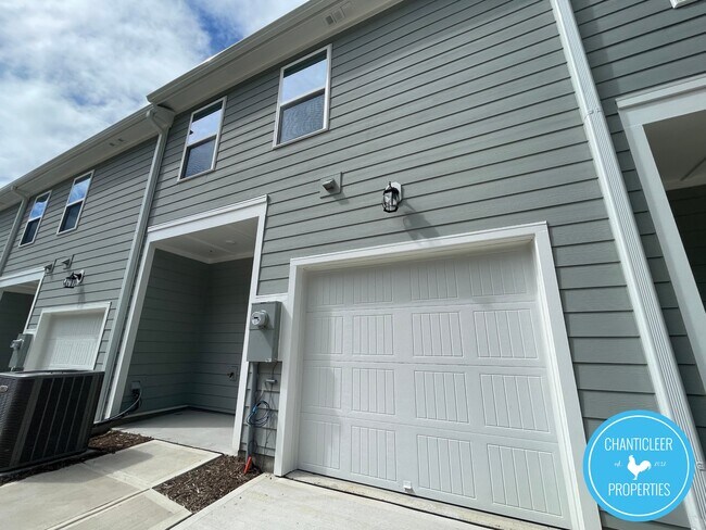 Building Photo - 329 Spaight Acrs Wy