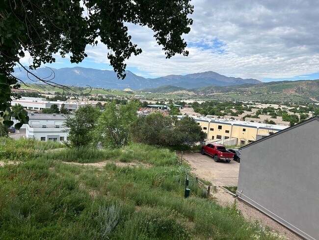 Building Photo - 1434 Territory Trail