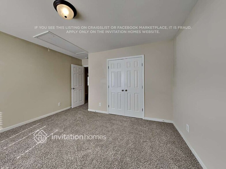 Building Photo - 607 Brassfield Dr