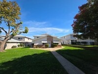 Building Photo - Beautiful 2BR/1BA Condo in Auburn - Move-I...