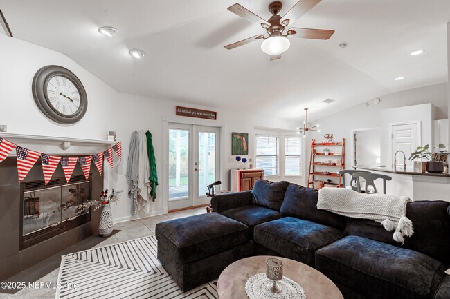 Building Photo - 2957 Golden Pond Blvd