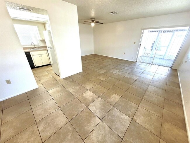 Building Photo - 4012 Audubon Dr