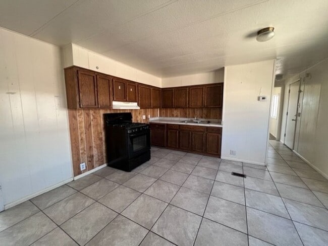 Building Photo - 1288 Pima Way