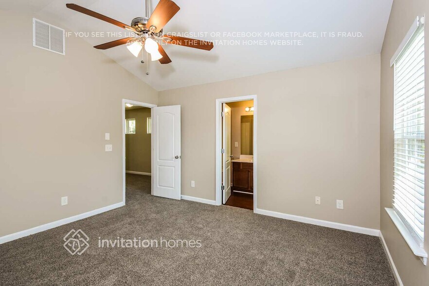 Building Photo - 483 Lobdale Falls Dr