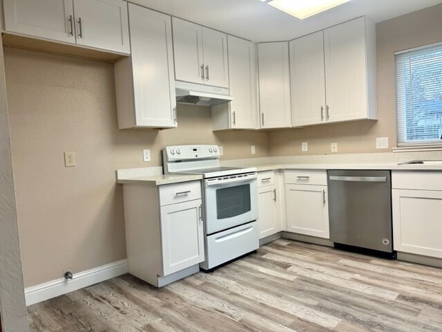 Building Photo - Beautifully Updated 4-Bedroom Home