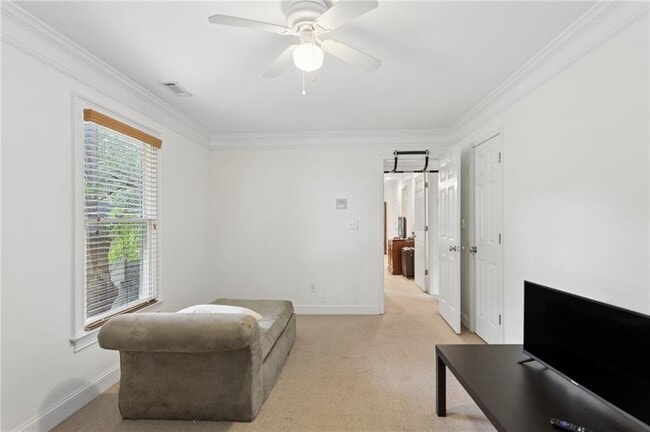 Building Photo - 649 Peeples St SW