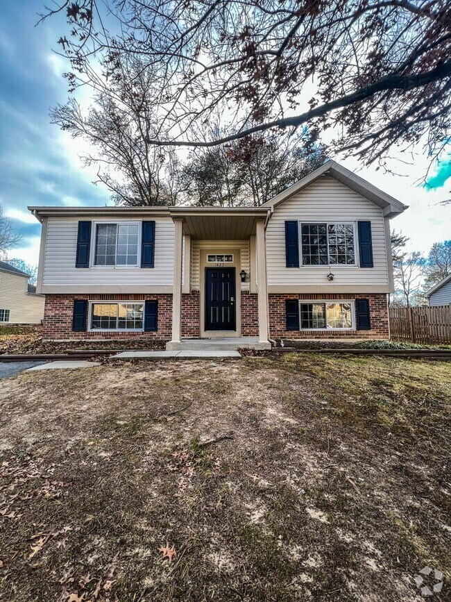 Building Photo - Single Family Home