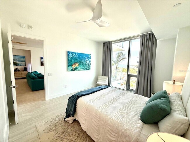 Building Photo - 301 Quay Cmn