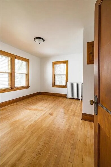 Building Photo - 1319 Dayton Ave