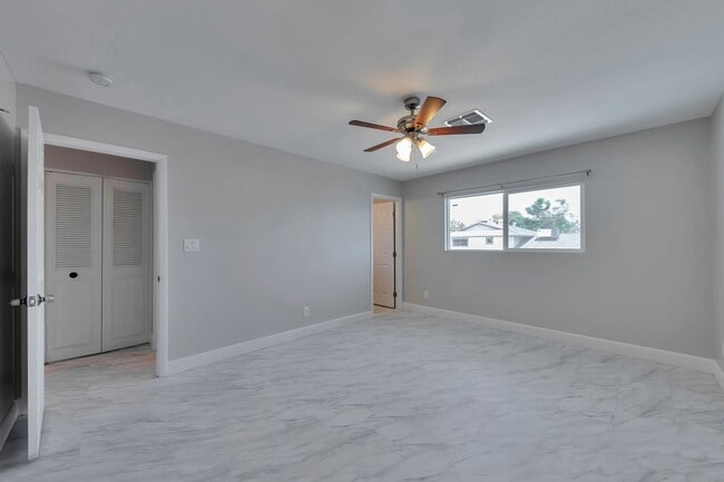 Building Photo - Exceptional 6-Bedroom Home with Pool Near ASU Campus