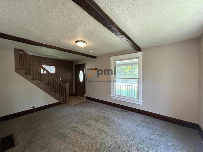 Building Photo - 257 S 20th St