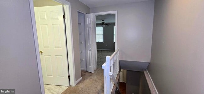 Building Photo - 3591 Laurel View Ct