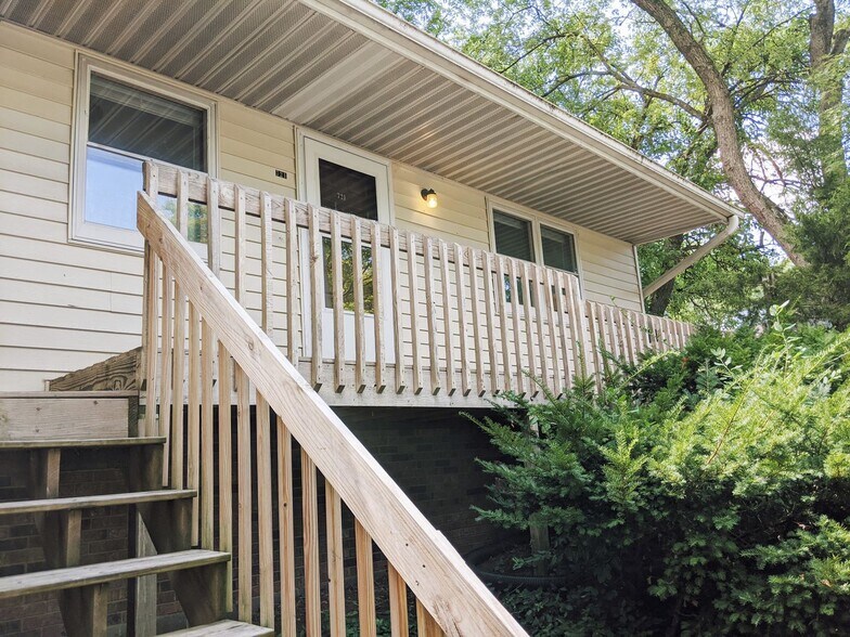 Building Photo - West 15th Street