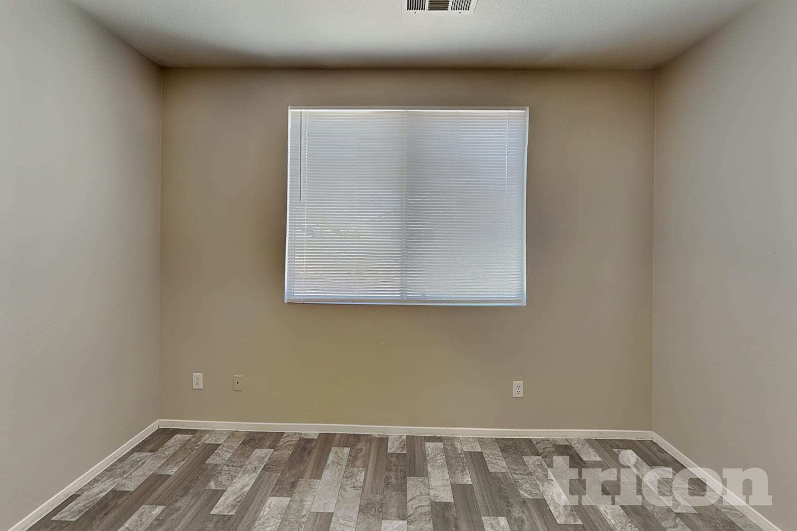 Building Photo - 5616 Deer Run Ct