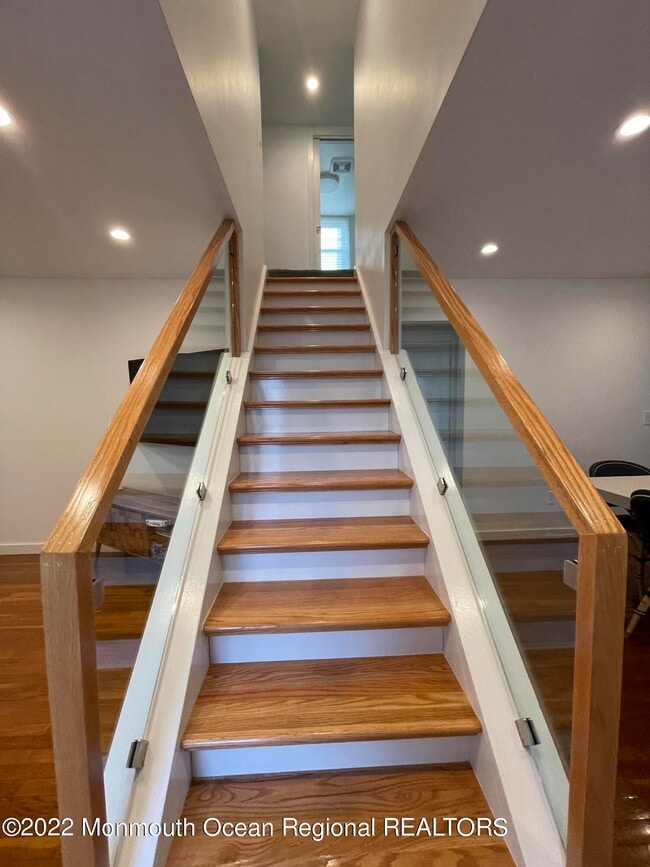 Building Photo - 282 Berger Ave