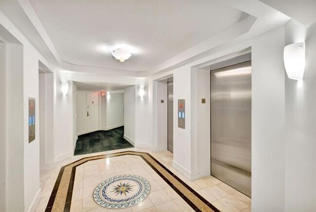 Building Photo - 6301 Collins Ave