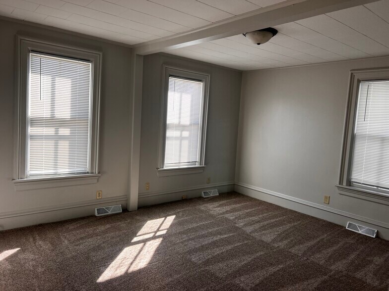 Building Photo - 1337 15th Street a