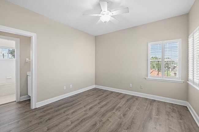 Building Photo - 113 Sea Garden Ct