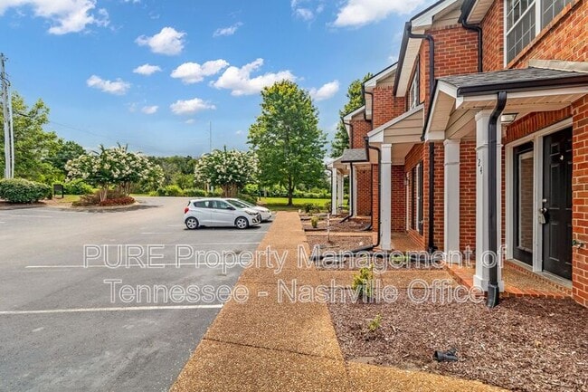 Building Photo - 124 Stewarts Landing Cir