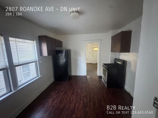 Building Photo - 2807 Roanoke Ave