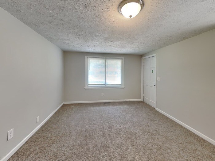 Building Photo - 407 Gresham Rd SW