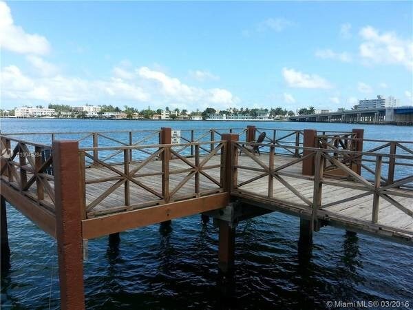 Building Photo - 1865 79th Street Causeway