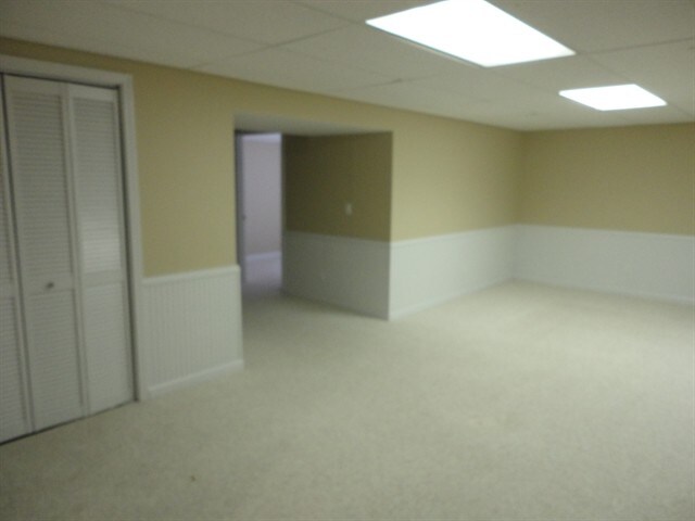 Building Photo - 1777 Woodstock Dr