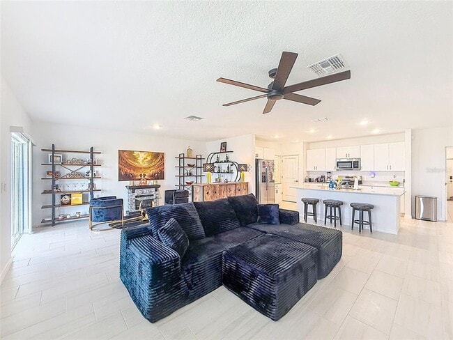 Building Photo - 12227 Radiant Gem Trl