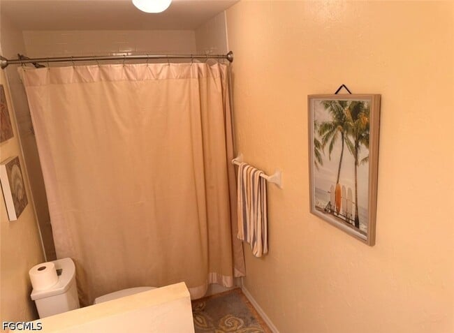 Building Photo - 6300 South Pointe Blvd