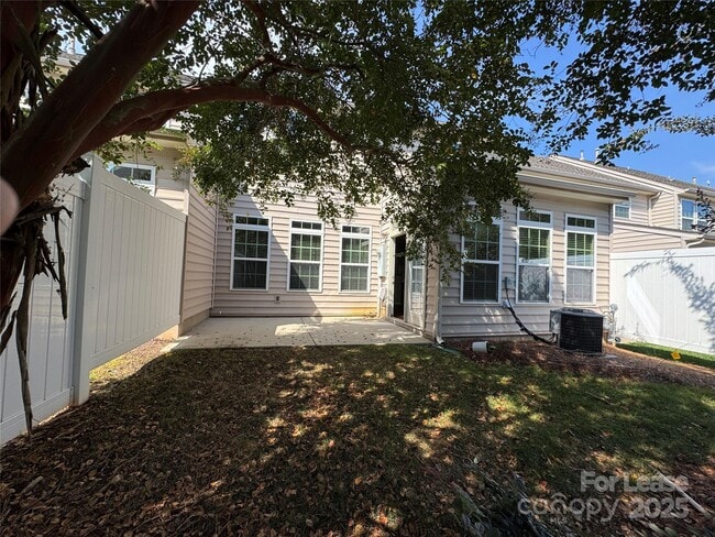 Building Photo - 9457 Alice McGinn Drive