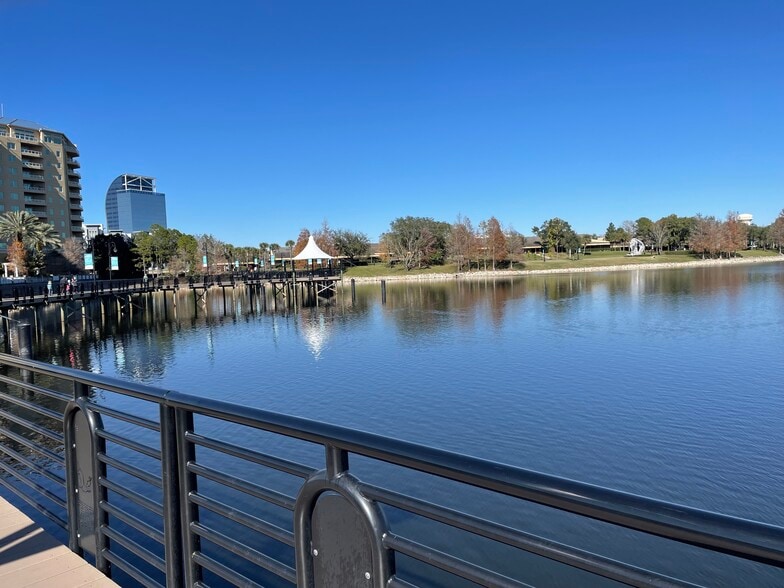 Cranes Roost Lake 20 Minutes Away - 823 Grand Regency Pointe