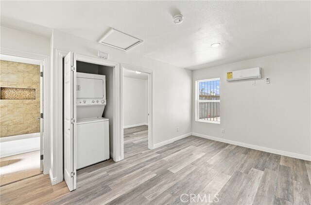 Building Photo - 10646 S Wilton Pl