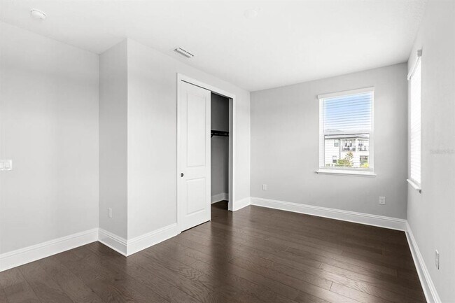 Building Photo - 17418 Pesce Loop