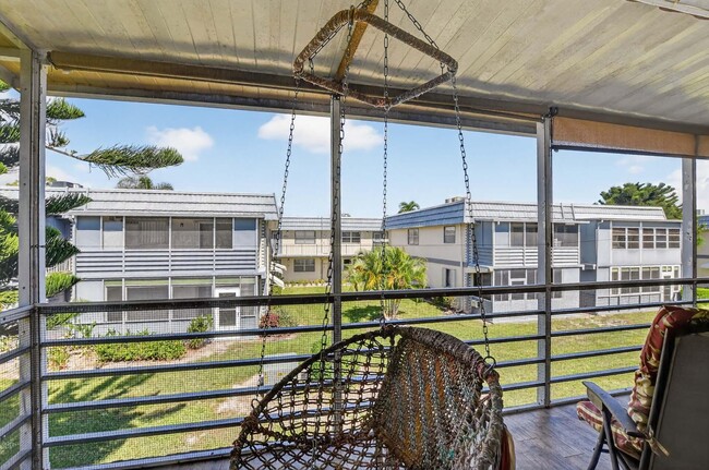 Building Photo - 620 Brittany N