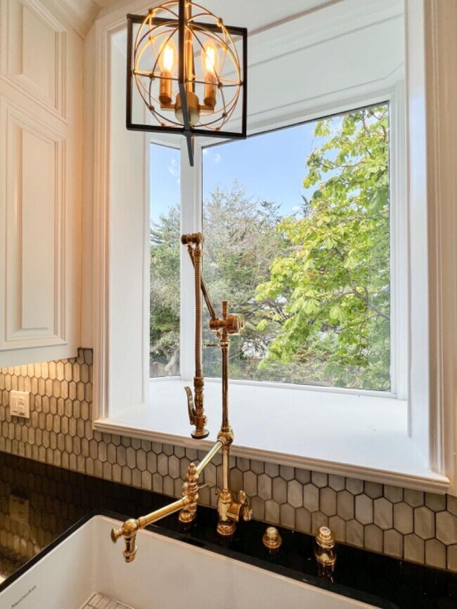 Building Photo - 85 Fagan Dr