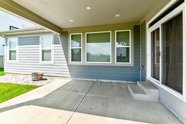 Building Photo - 3622 Switchgrass Ct