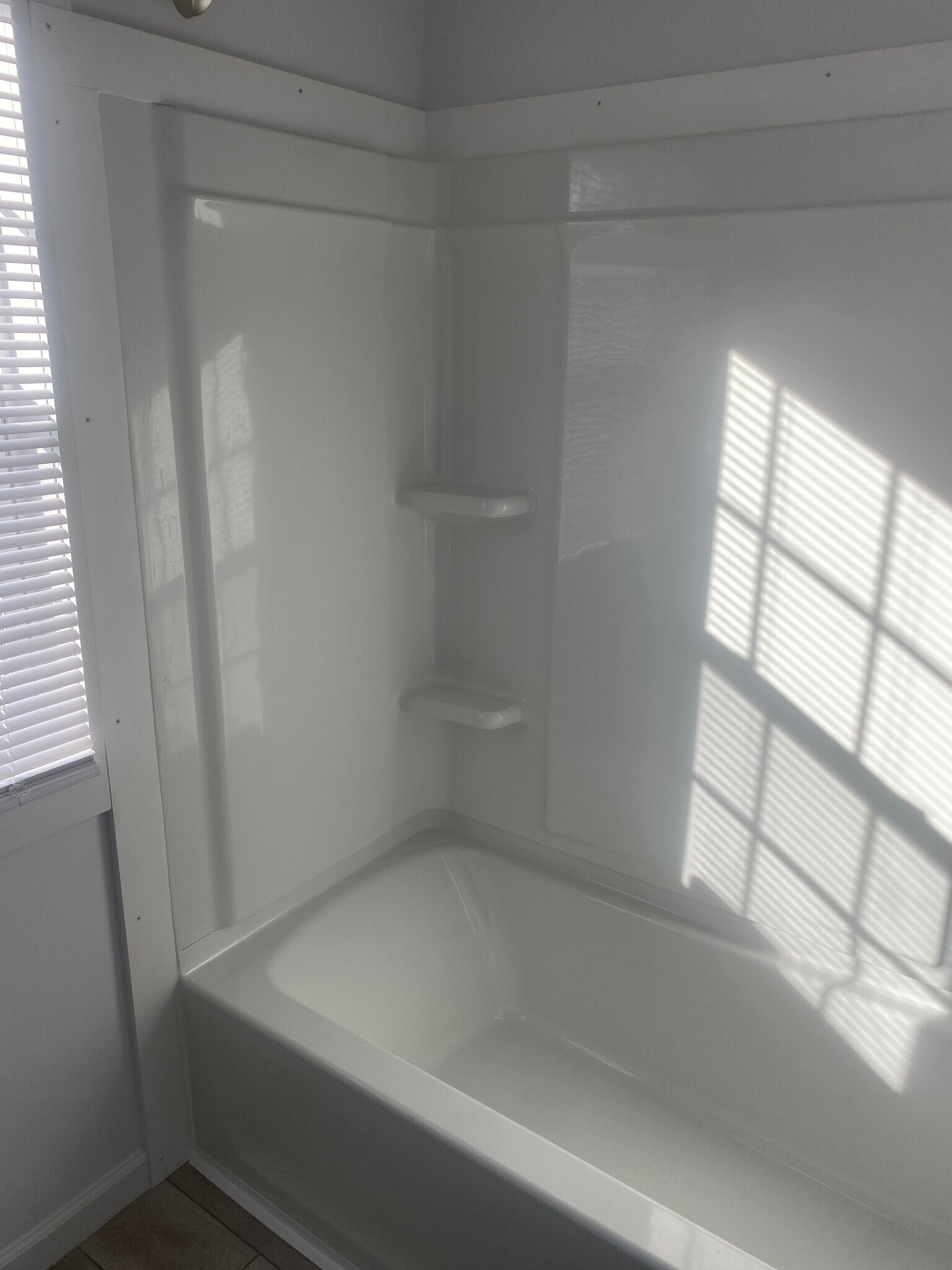 Building Photo - 74 Willowick Dr