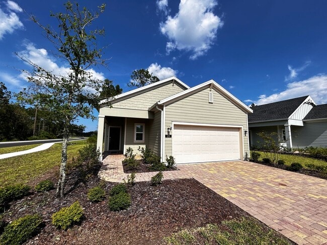 Building Photo - Beautiful Newer Build 3/2.5 with Internet ...