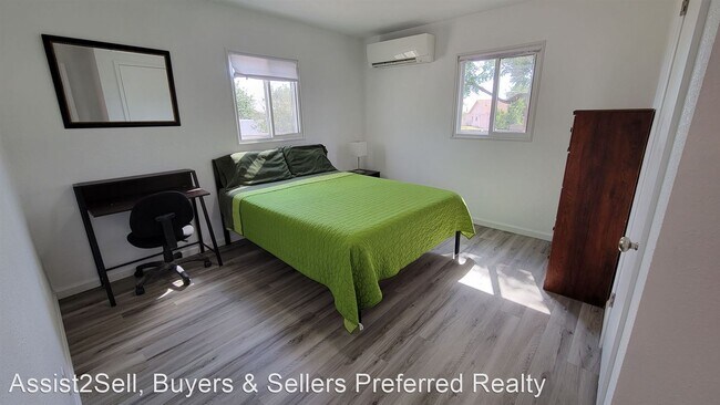 Building Photo - 4 br, 2 bath House - 1727 Corte Alegre