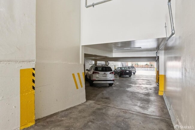 Building Photo - 1831 Grant Ave