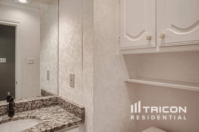 Building Photo - 830 Mill Creek Cir