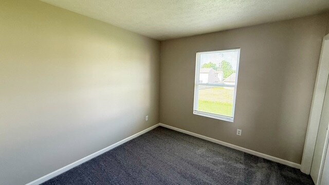 Building Photo - SOUTH EAST/FRANKLIN TWP 4 BR/2.5 BA LIKE NEW 2-STORY HOME AVAILABLE NOW!